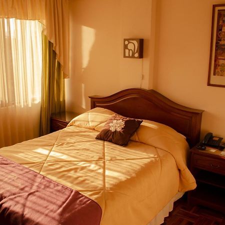 Apart Hotel Violettas Кочабамба Экстерьер фото