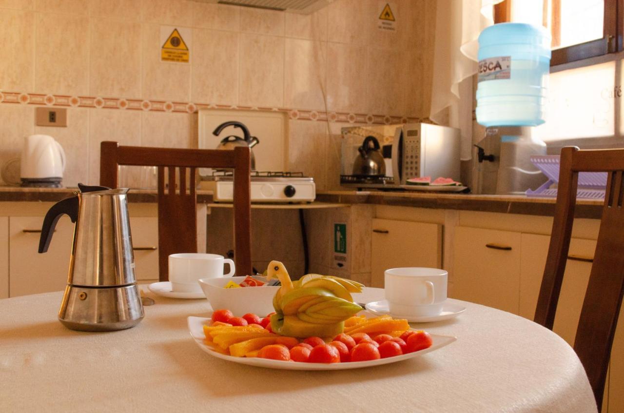 Apart Hotel Violettas Кочабамба Экстерьер фото
